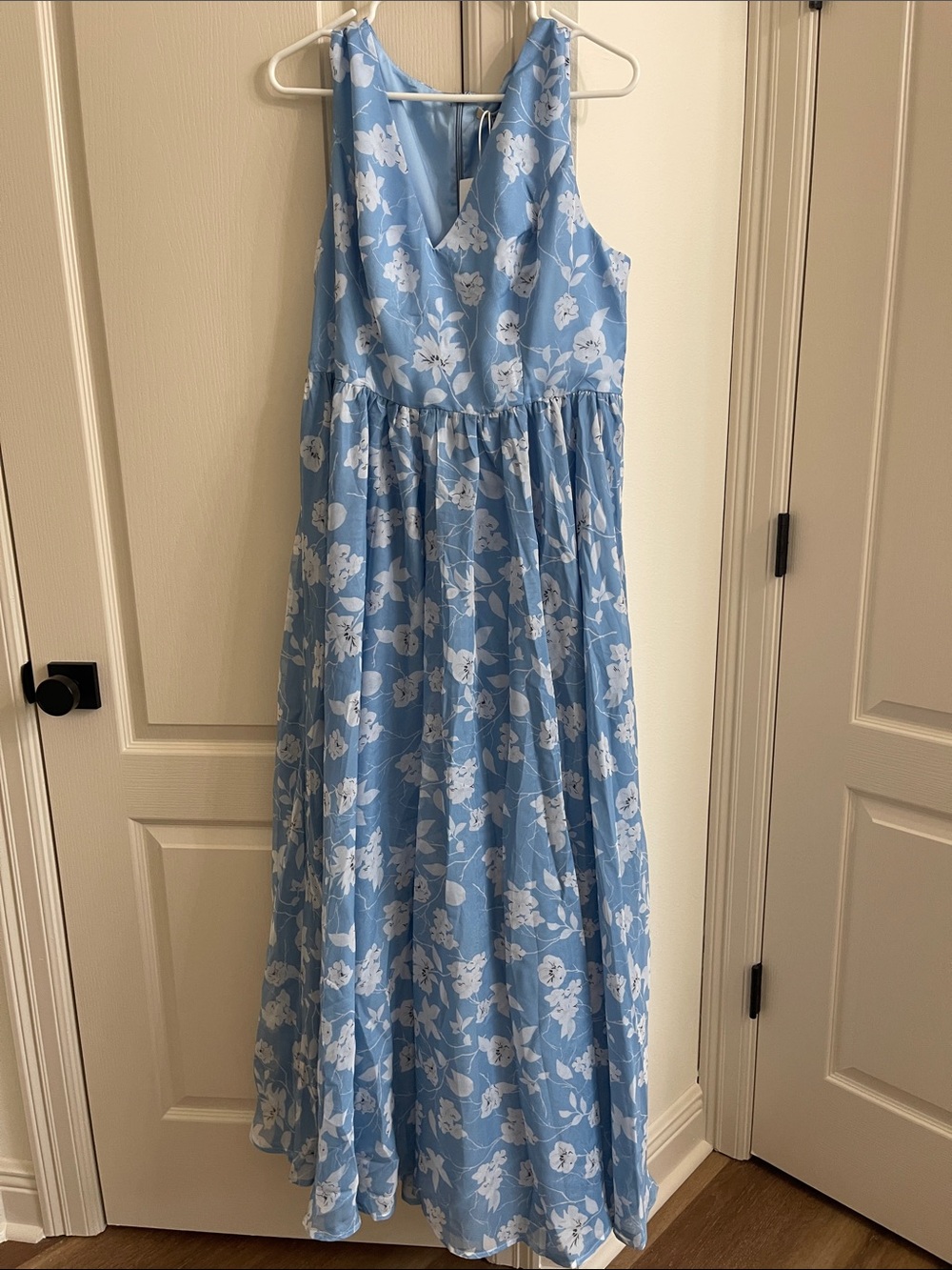 Light Blue Floral Maxi Dress with V-Neck